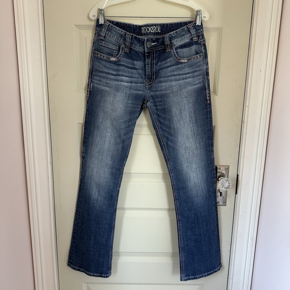 Rock and Roll Cowgirl Women's Boyfriend Embroidered Pocket Jeans Stretch 26 X 32